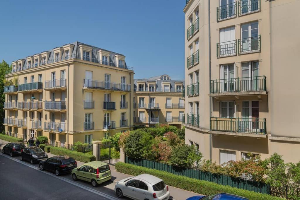 Lovely Apartment Close To A Big Shopping Mall Serris Extérieur photo